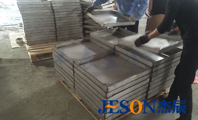 不銹鋼井蓋擺放 不銹鋼井蓋擺放