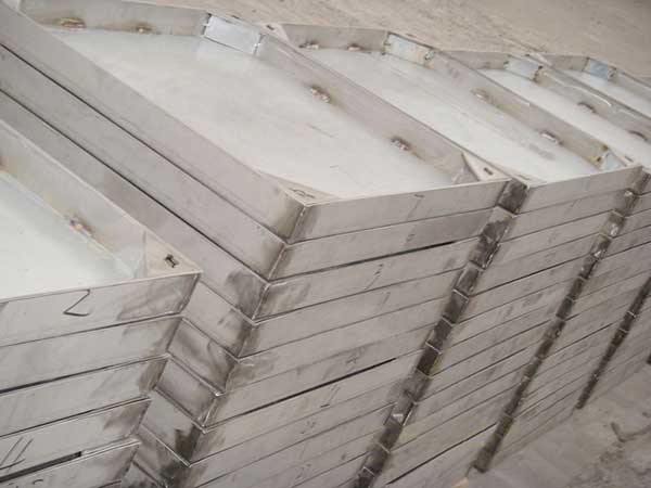 西環(huán)高鐵站不銹鋼井蓋發(fā)貨圖