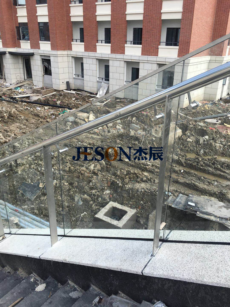 杰辰不銹鋼立柱 杰辰不銹鋼立柱