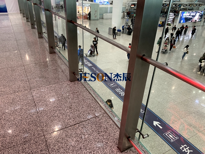 杰辰立柱 杰辰立柱