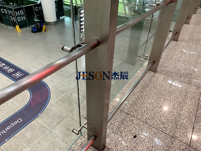 杰辰立柱 杰辰立柱